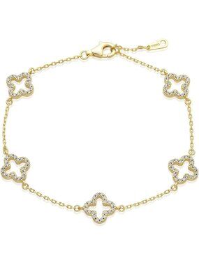 Chic Gold Four-Leaf Clover Bracelet for Women - Lucky Charm Jewelry Accessory